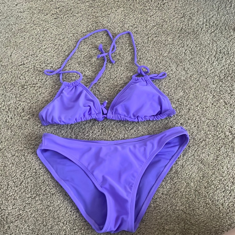 Size medium top Size small bottoms bikini